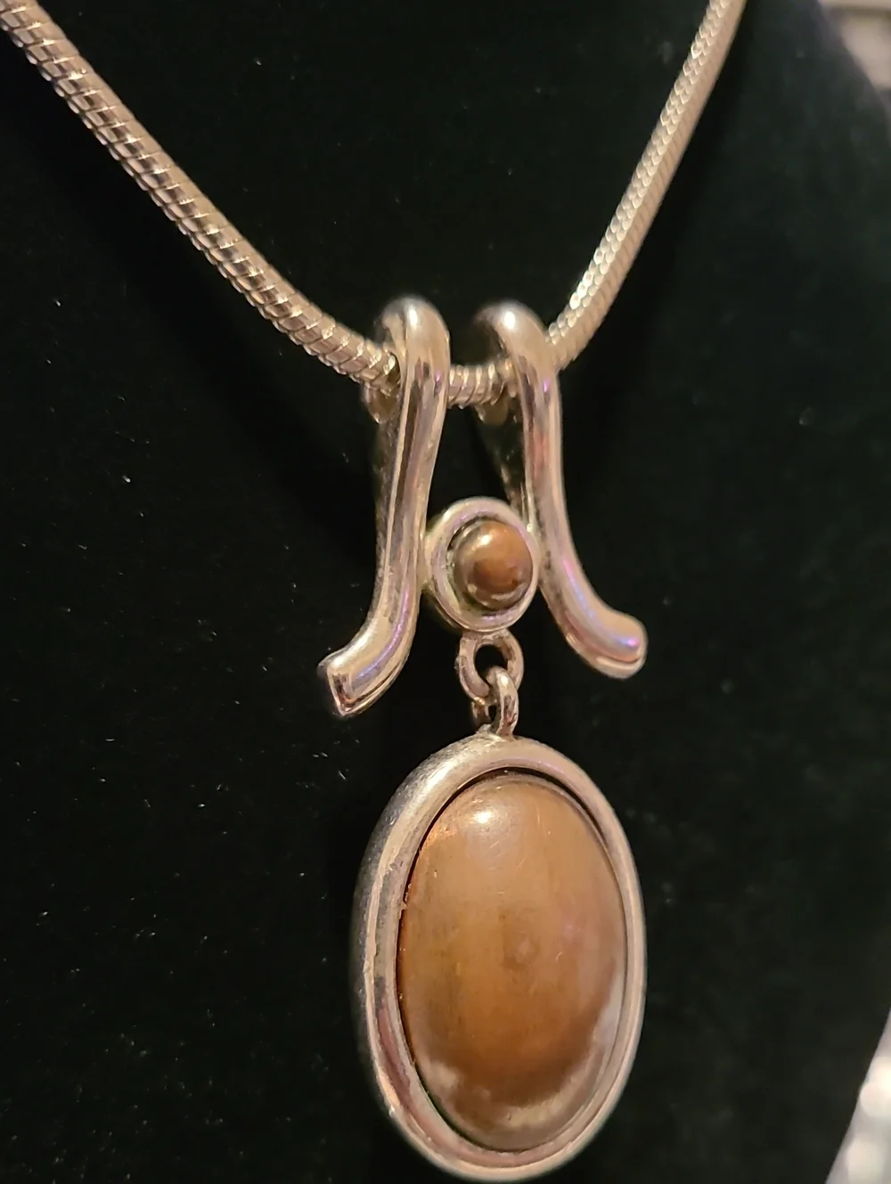 Vintage Liz Claiborne Cabochon Necklace Silver Tone Snake Chain